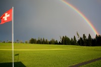 Regenbogen im Hinterhus